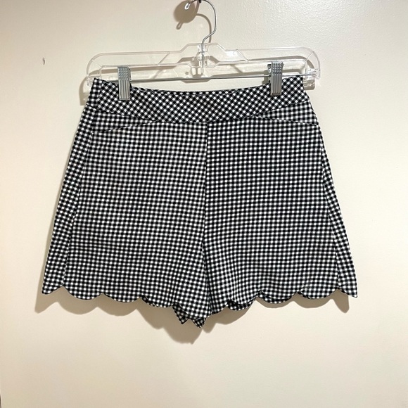 Black and White Gingham Scalloped Shorts from Korea - Picture 1 of 3
